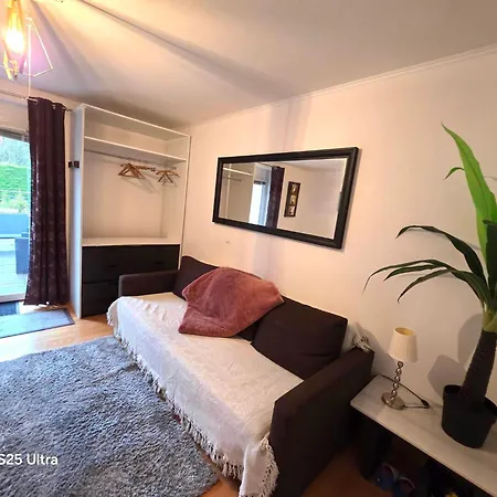 Cosy A 5mn Du Kirchberg 아파트