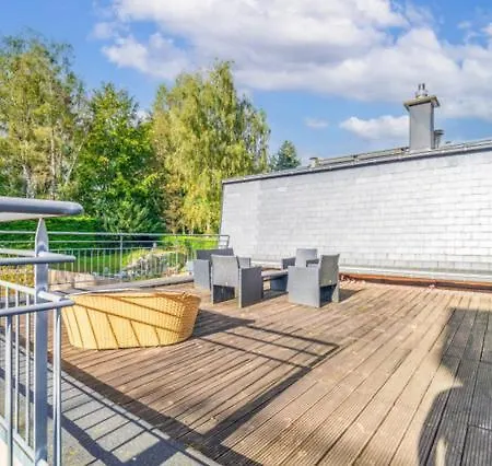 Cosy A 5mn Du Kirchberg 아파트